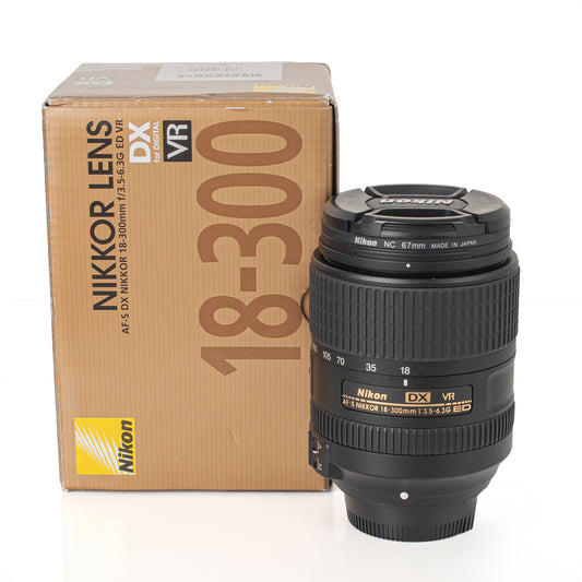 Nikon 18-300mm f3.5-6.3 G ED VR AF-S DX Lens